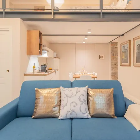 Cinque Giornate 70 By Rent 아파트