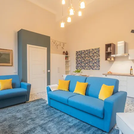 Cinque Giornate 70 By Rent * Como