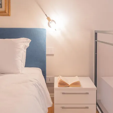 Cinque Giornate 70 By Rent *