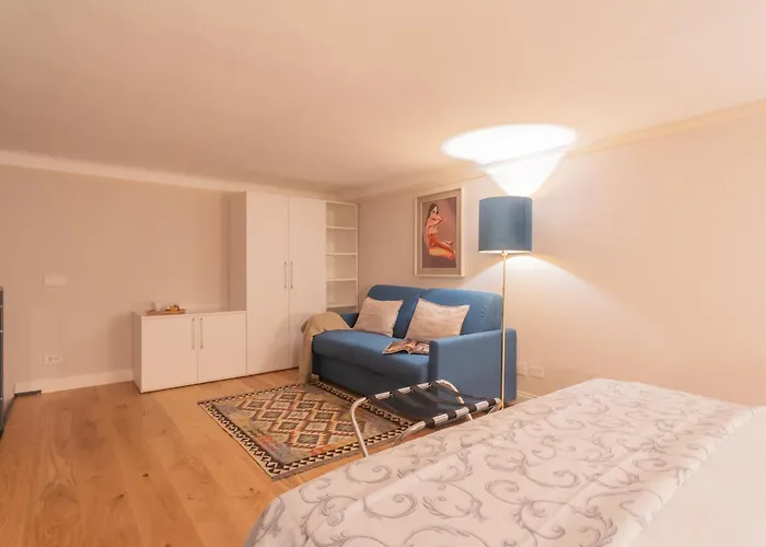 Cinque Giornate 70 By Rent Apartament Como