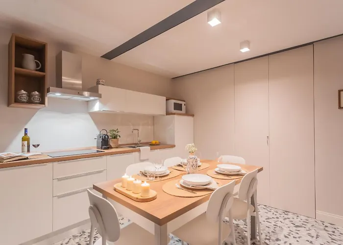 Apartament Cinque Giornate 70 By Rent Como