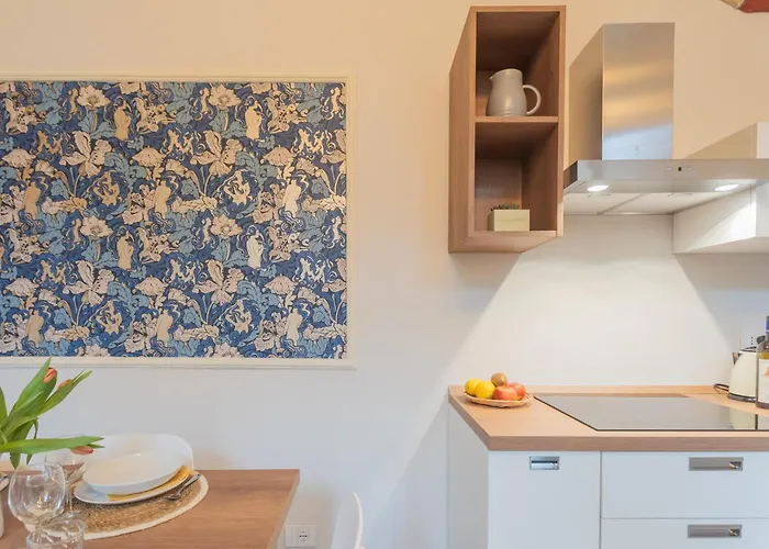 Cinque Giornate 70 By Rent Apartament Como