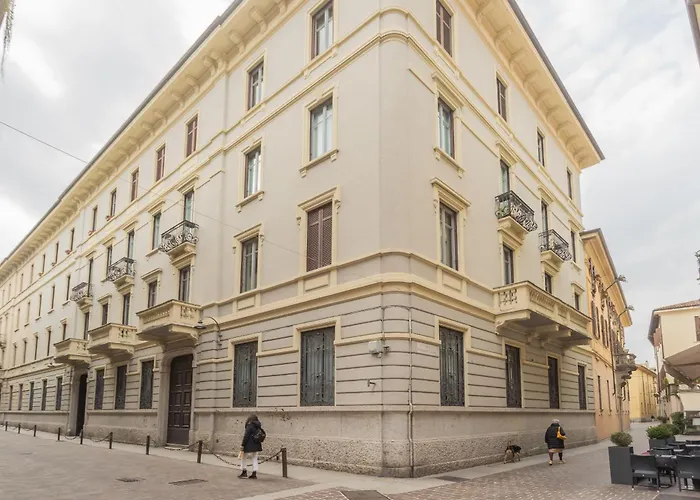 Cinque Giornate 70 By Rent Apartament Como