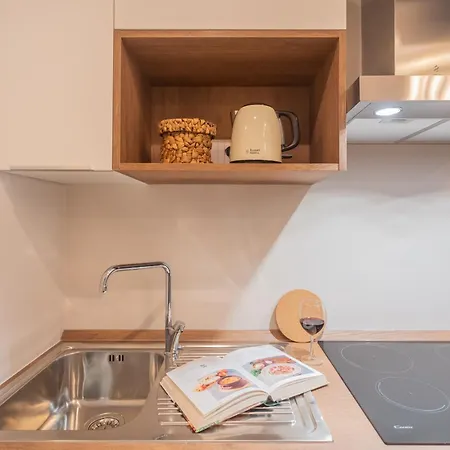 Apartament Cinque Giornate 70 By Rent Como